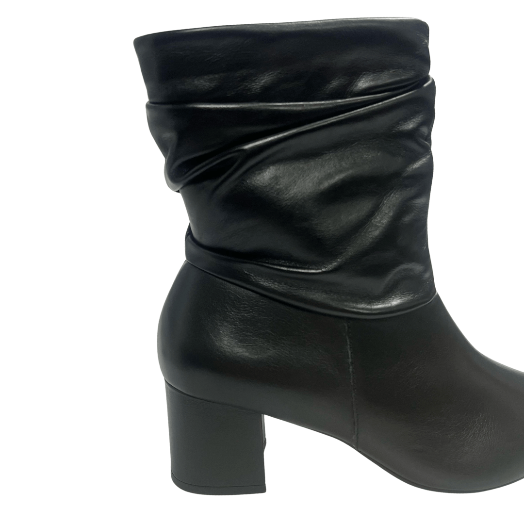 Bota Cecconello Feminina Slouchy Cano Baixo Preto Preto 4