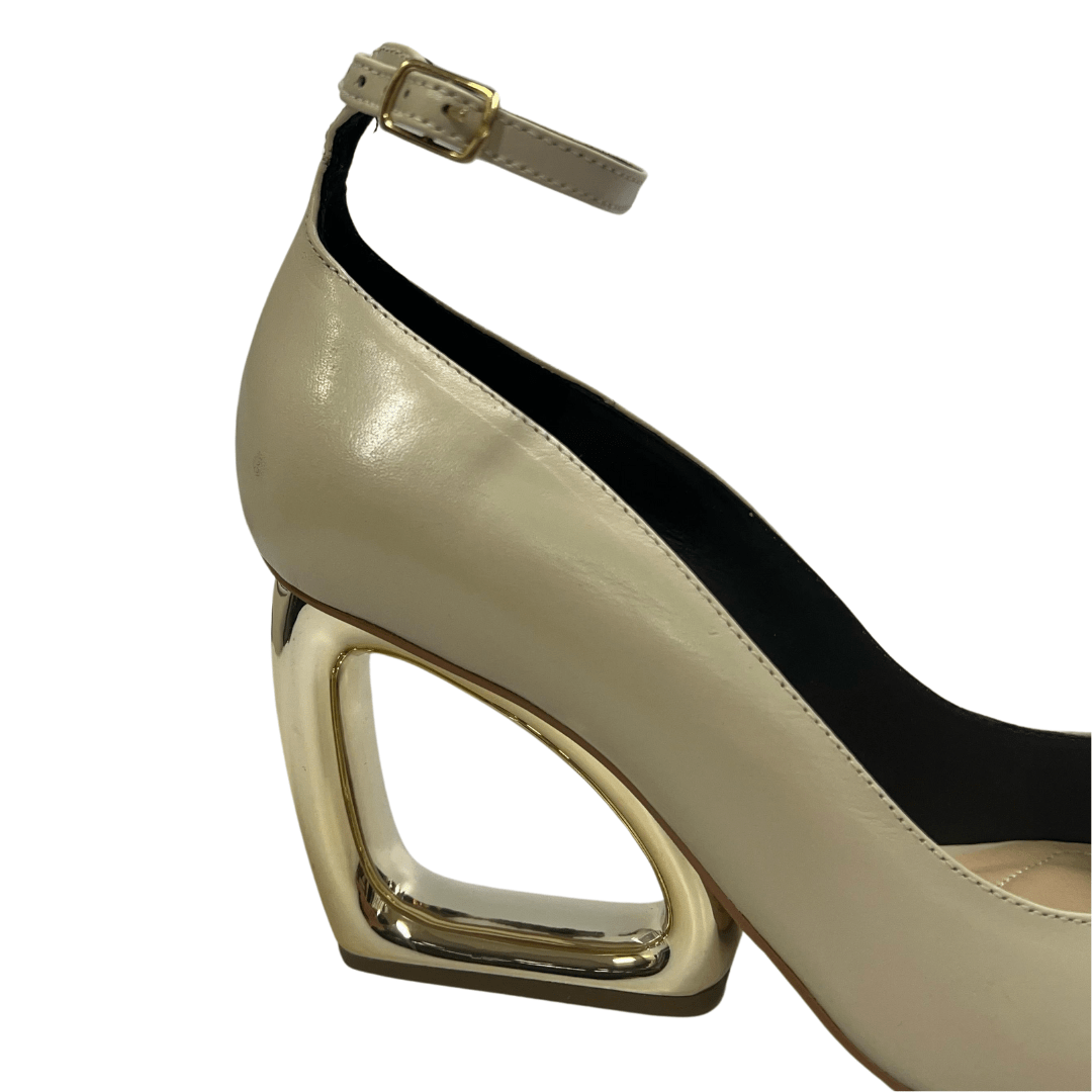 Scarpin Cecconello Feminino Off White Salto Alto Vazado Couro Off White 4