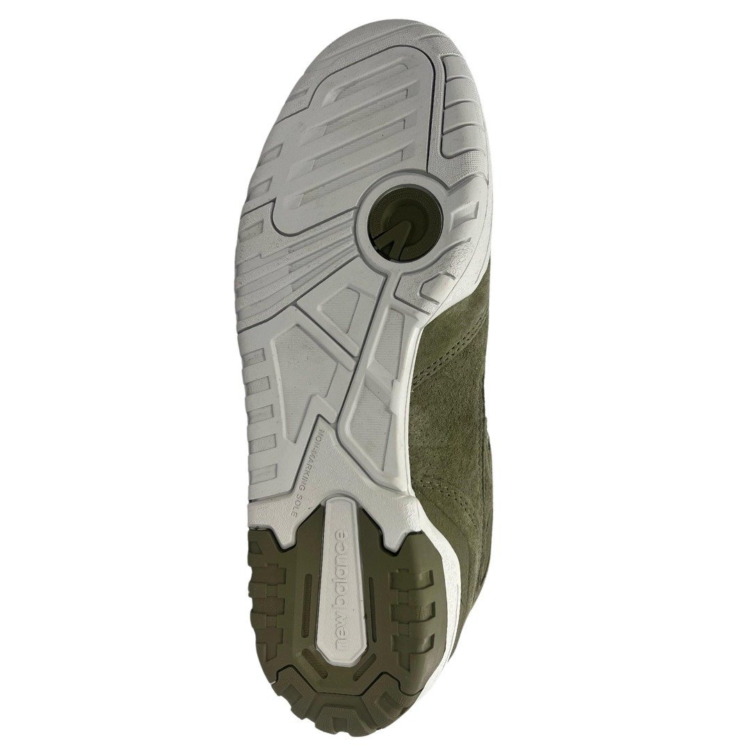 Tênis New Balance Masculino 550 Oliva Couro Camurça Verde 5