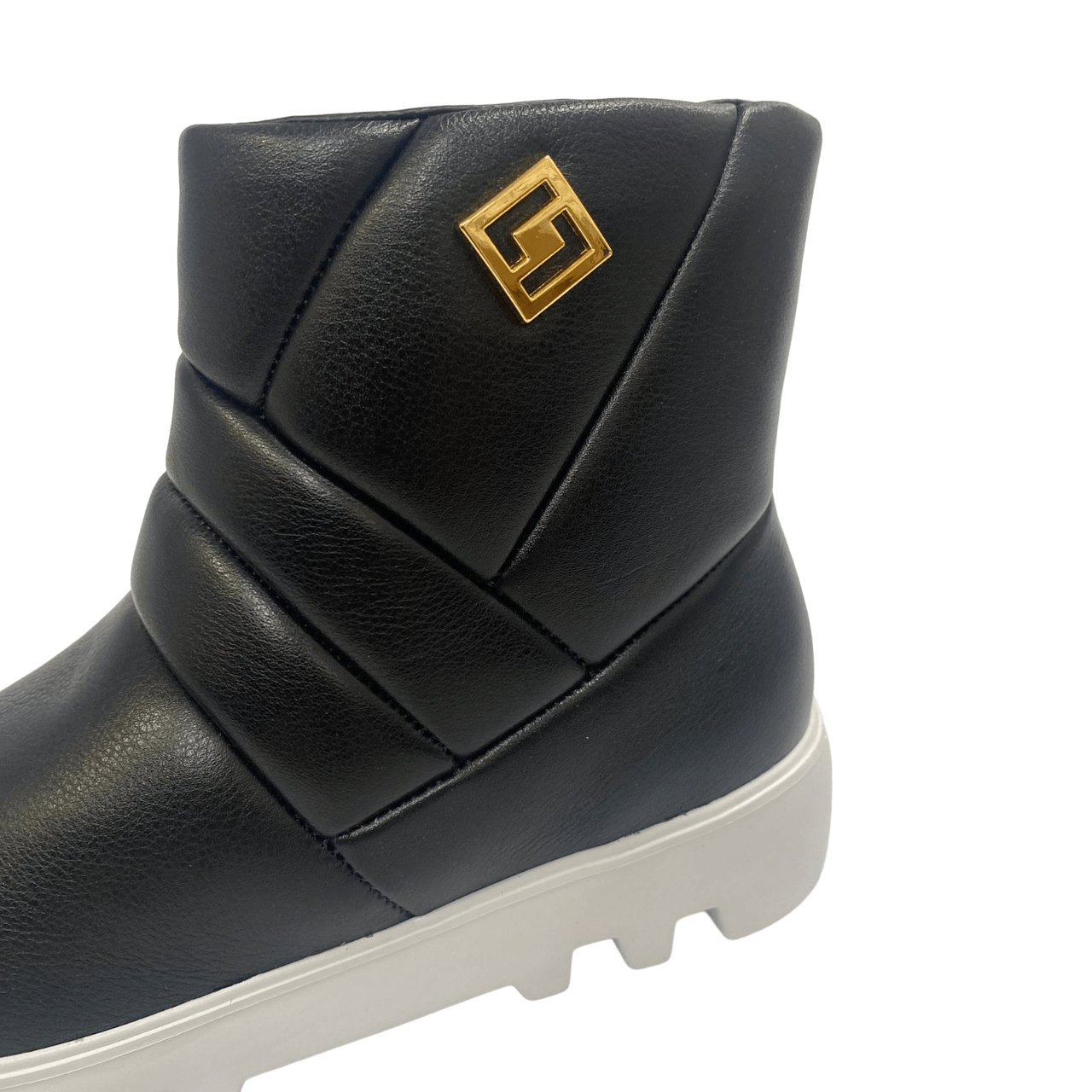 Tênis Boot Luz da Lua Couro Preto 3