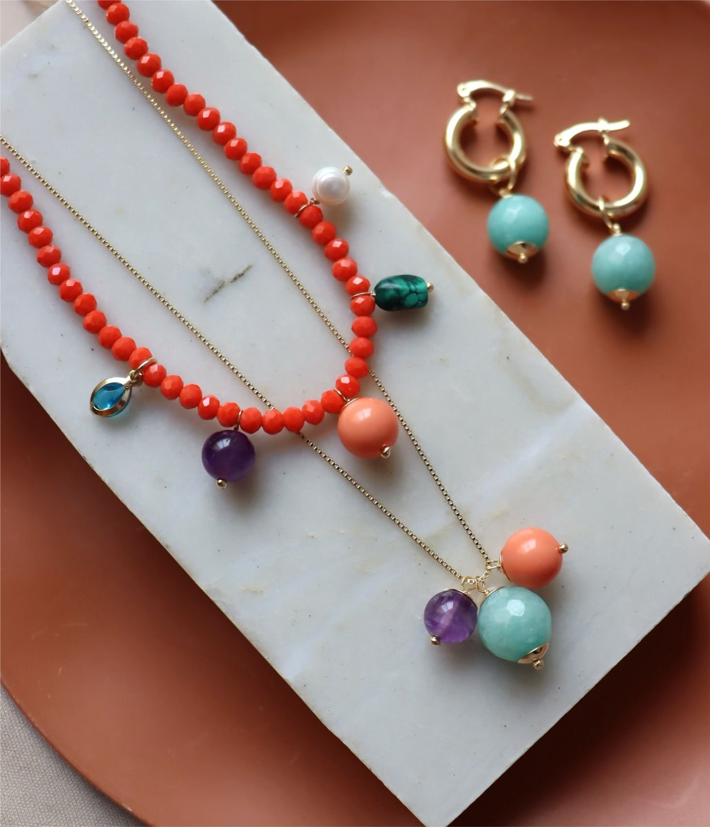 Colar Folia - cristal, ametista, malaquita, pérola e pérola shell Laranja 3