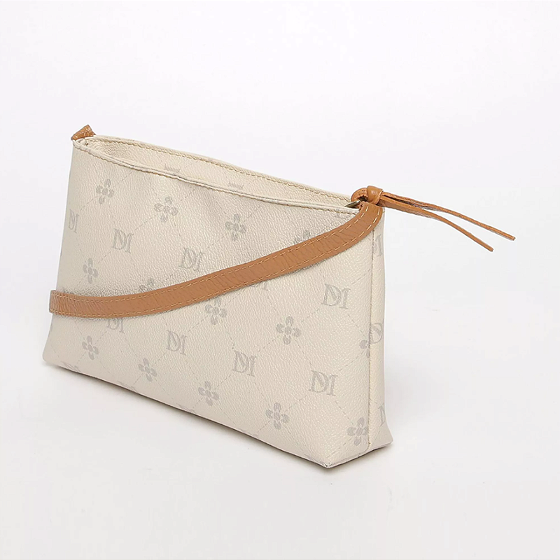BOLSA FEMININA EM MONOGRAMA Marfim 2