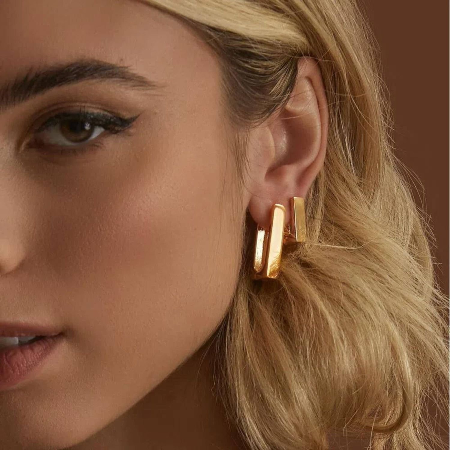 Brinco De Argola Retangular M Dourado Banhado a Ouro 18k Elegante Presente Feminino Dourado 2