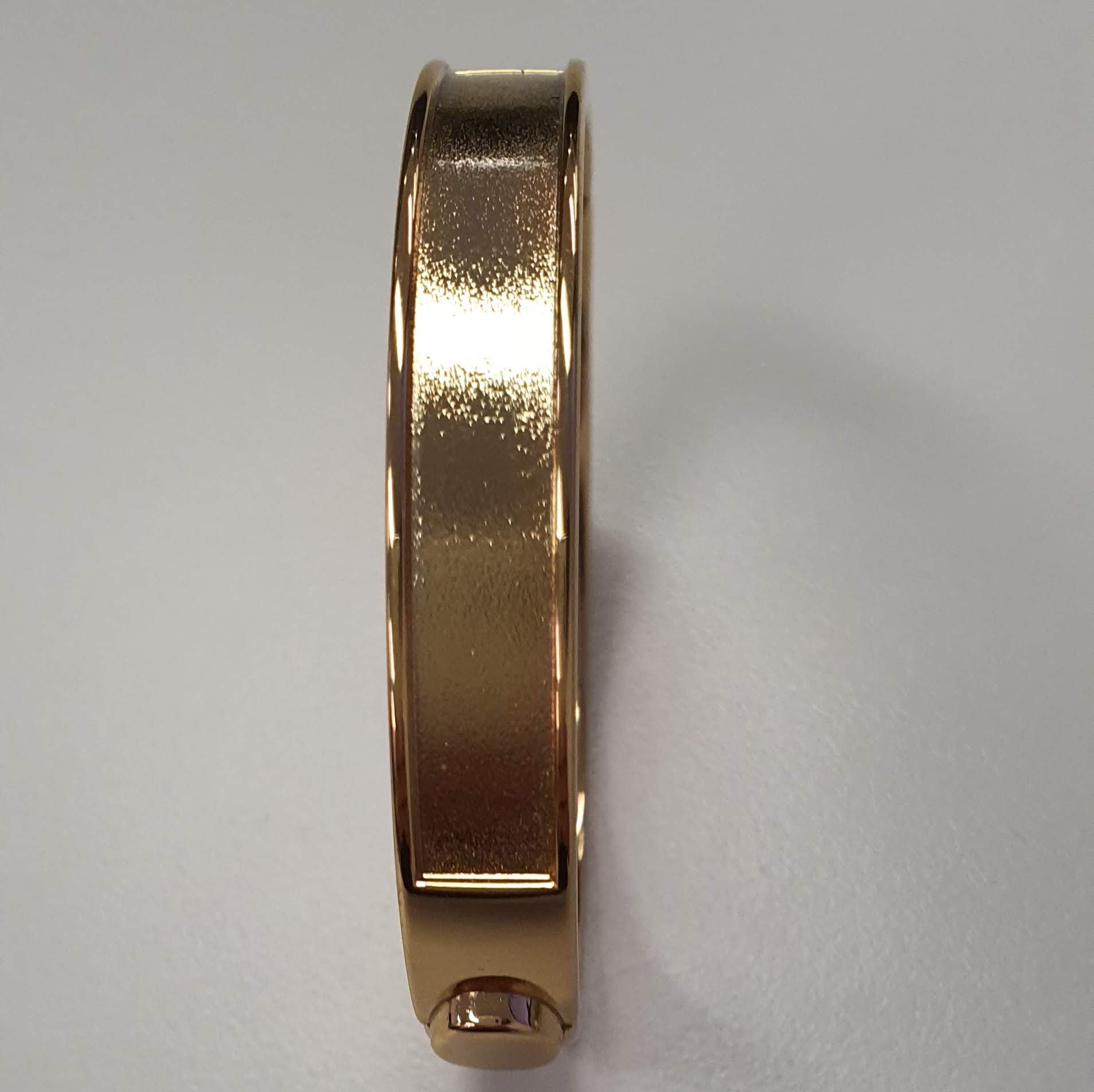 Cor Dourado