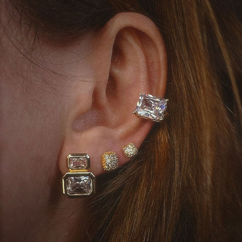 Brinco Diana em Banho Ouro Dourado 2