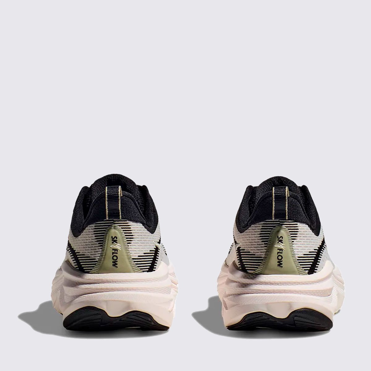 Tênis Hoka Skyflow 1155113BWHT Preto/Branco 6