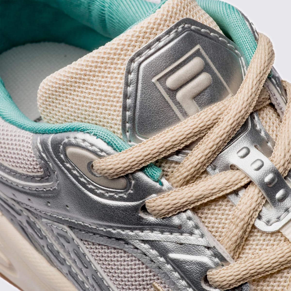 Tênis Fila Runner 2k SE 1362621 Prata 7
