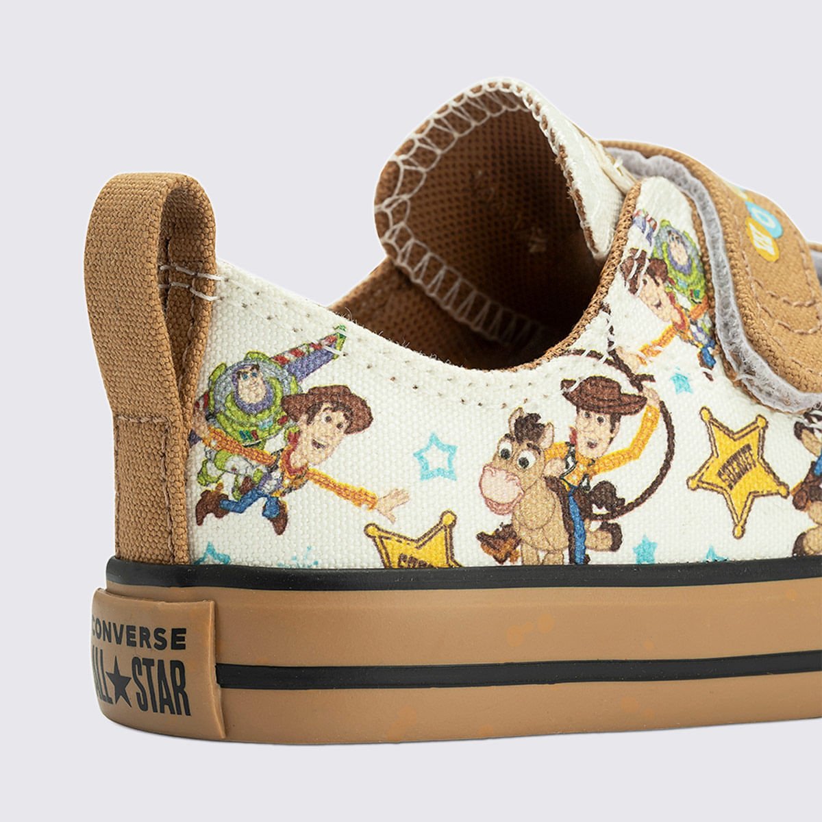 Tênis Converse All Star Chuck Taylor 2V Toy Story Marfim Caramelo CK15490001 Marfim/Caramelo 4