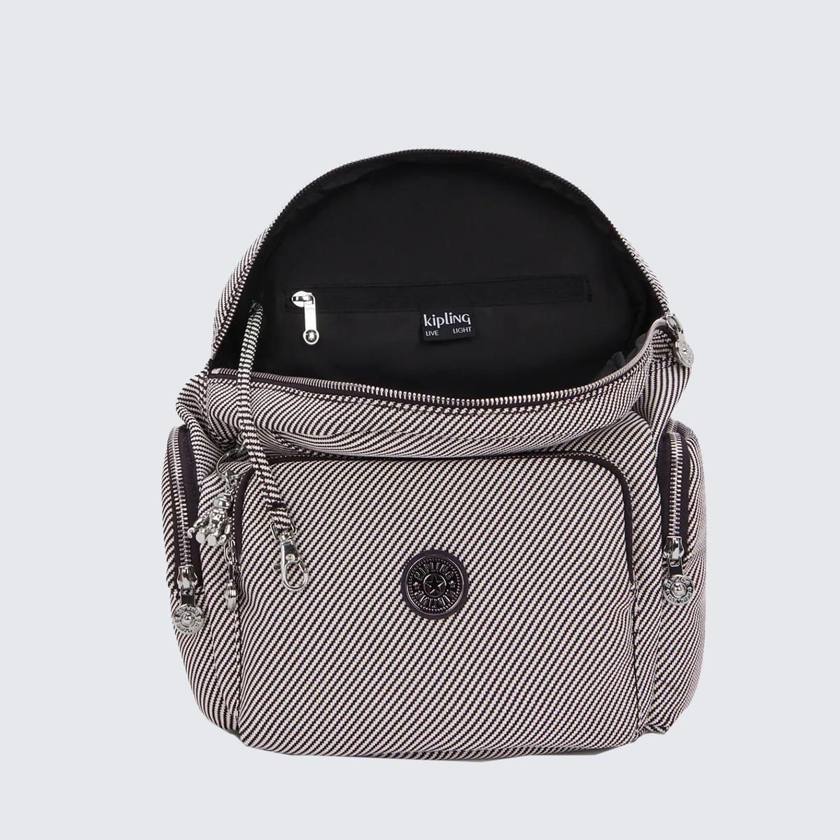 Mochila Kipling City Zip S Estampado I80294SY Preto/Branco 4