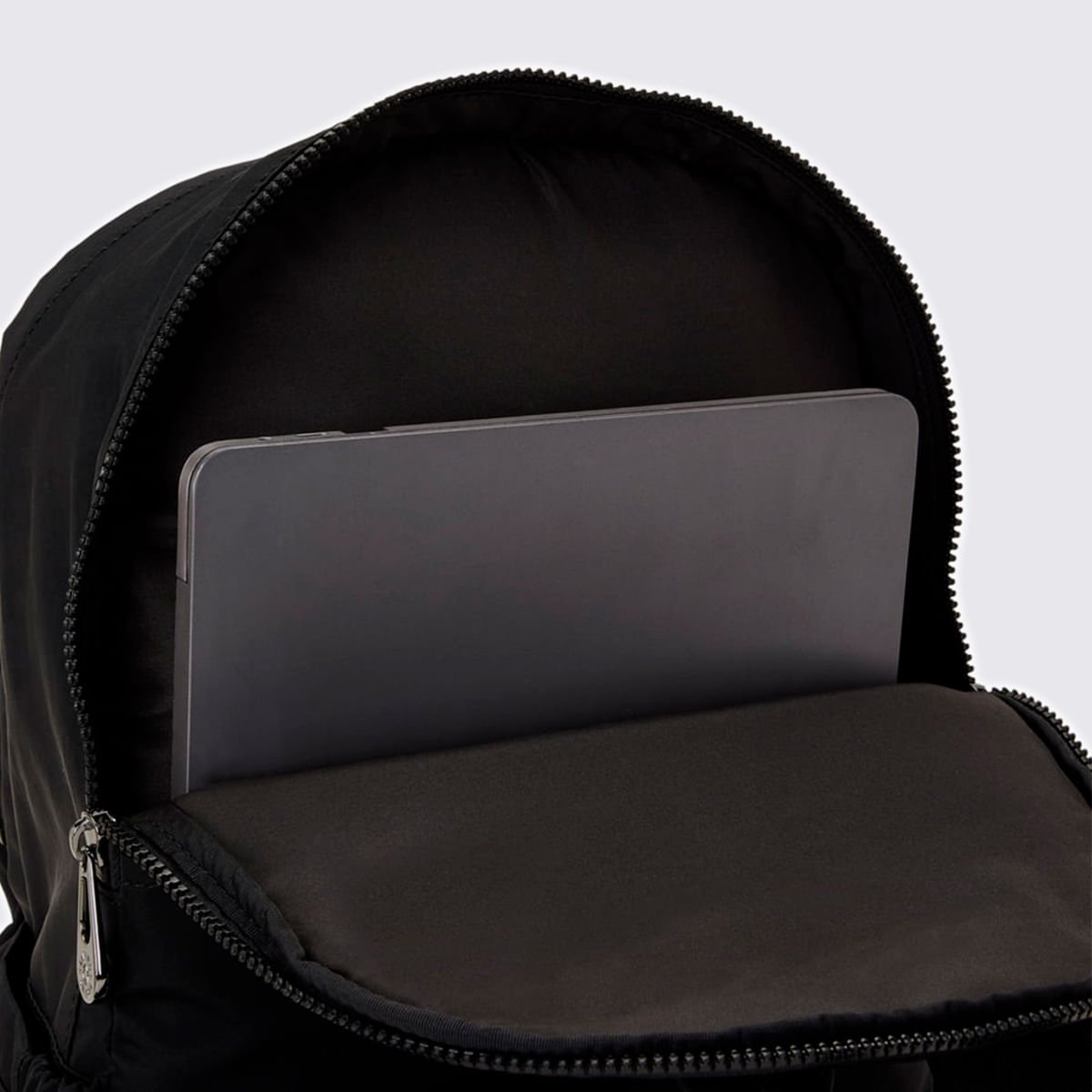 Mochila Kipling Delia M Preto I43462EN Preto 3