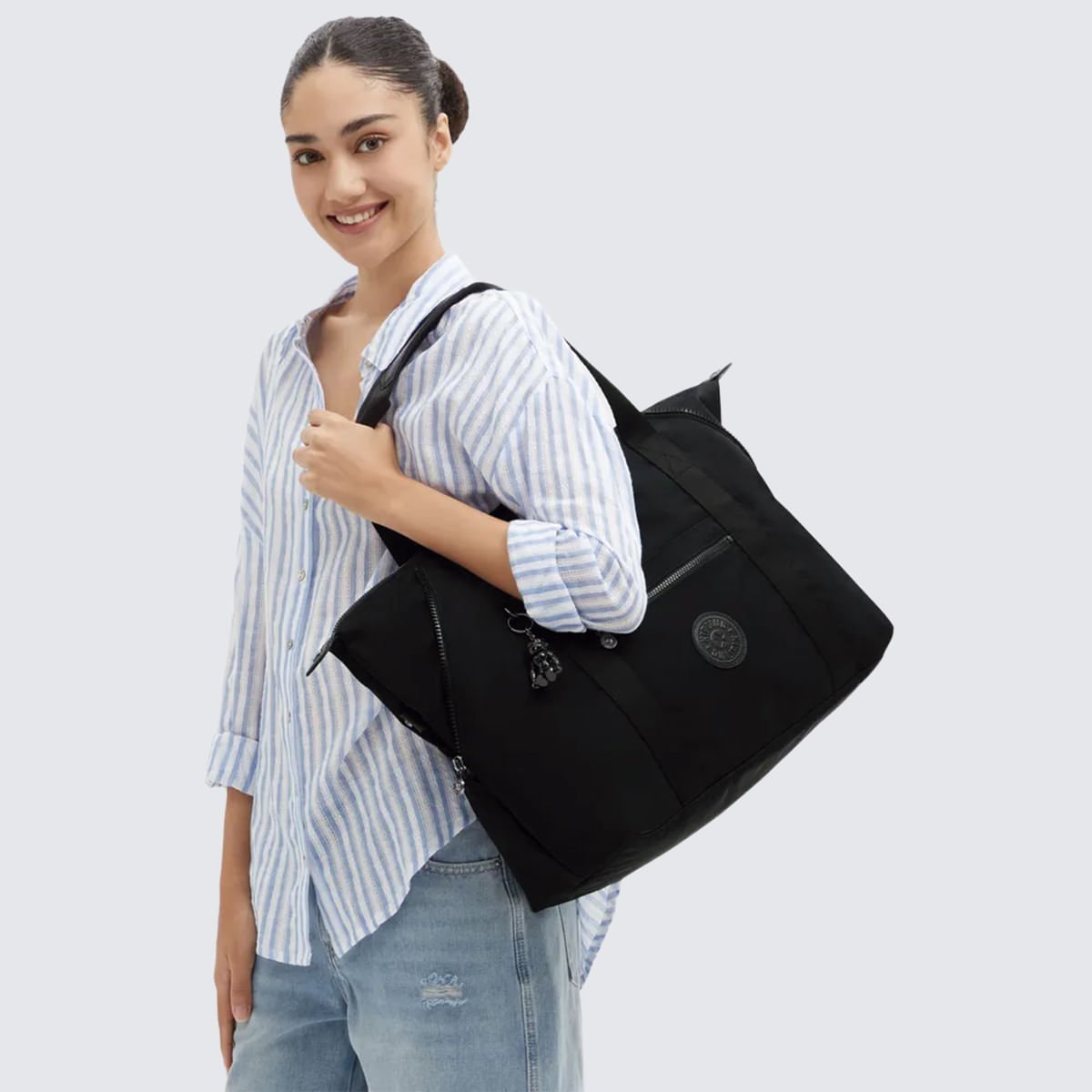 Bolsa Kipling New Art Duo Pocket Preto I84722EN Preto 9