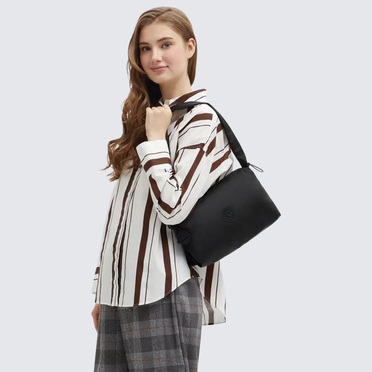Bolsa Kipling Eleni M Preto I81184RZ Preto 6
