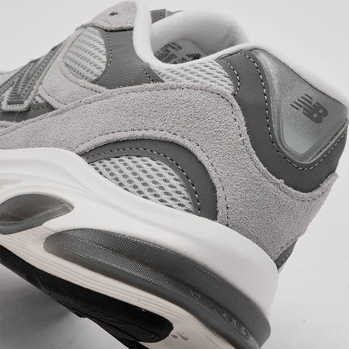 Tênis New Balance 2010 U201011N Cinza 5