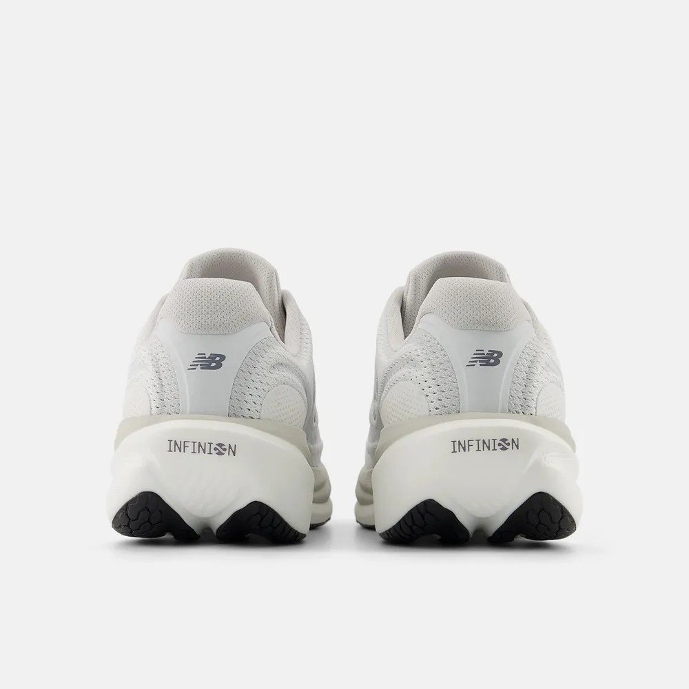TENIS NEW BALANCE 1080 V15 1348288 CINZA CLARO FEMININO Cinza 4