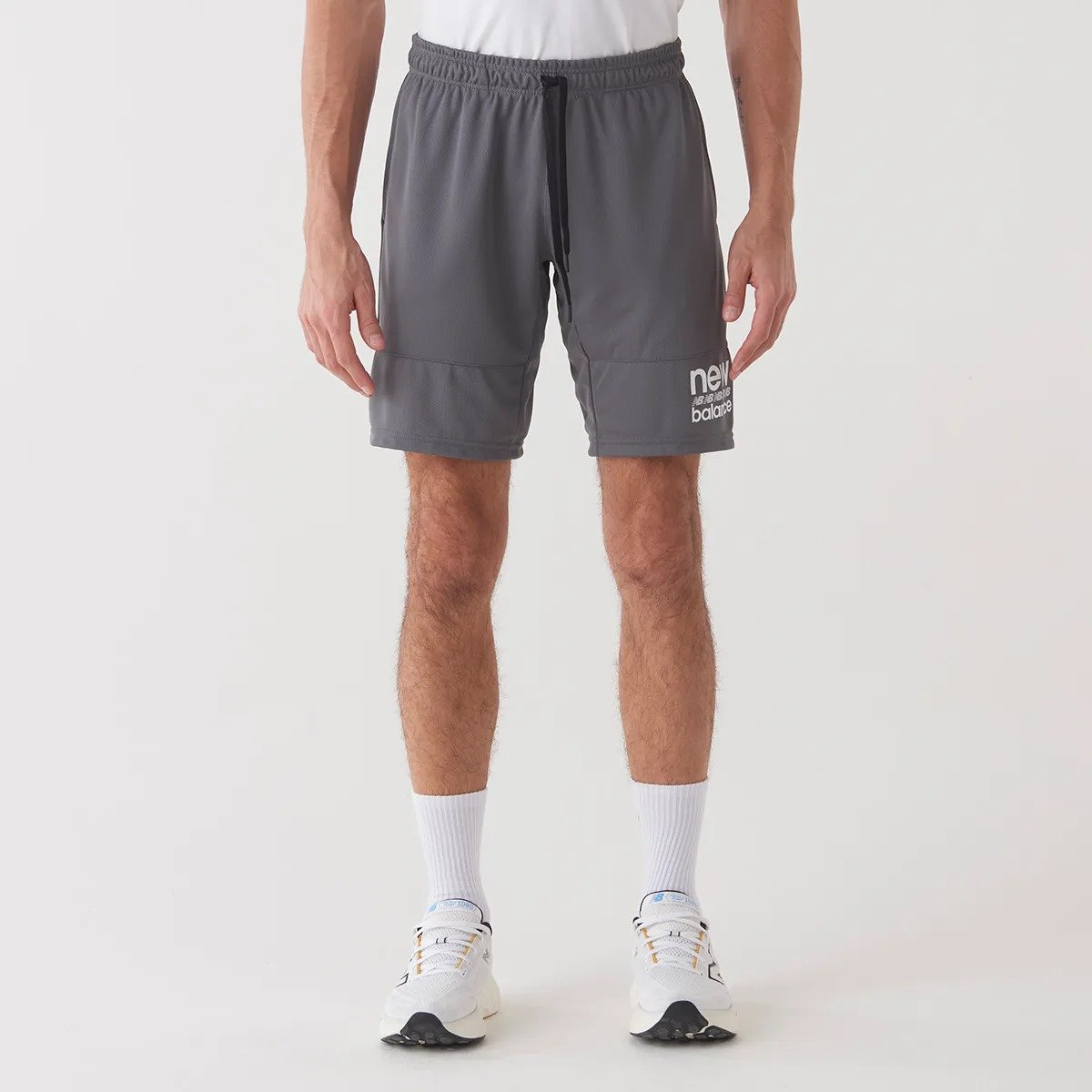 BERMUDA NEW BALANCE GRAPHIC 9 CINZA MASCULINO Cinza 1