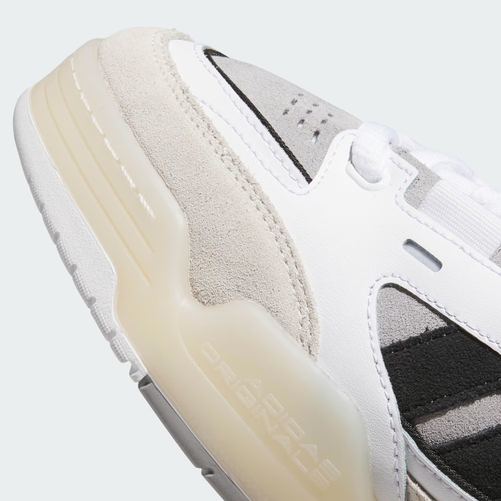 TENIS ADIDAS ADI2000 HQ2270 BRANCO PRETO MASCULINO Branco 6