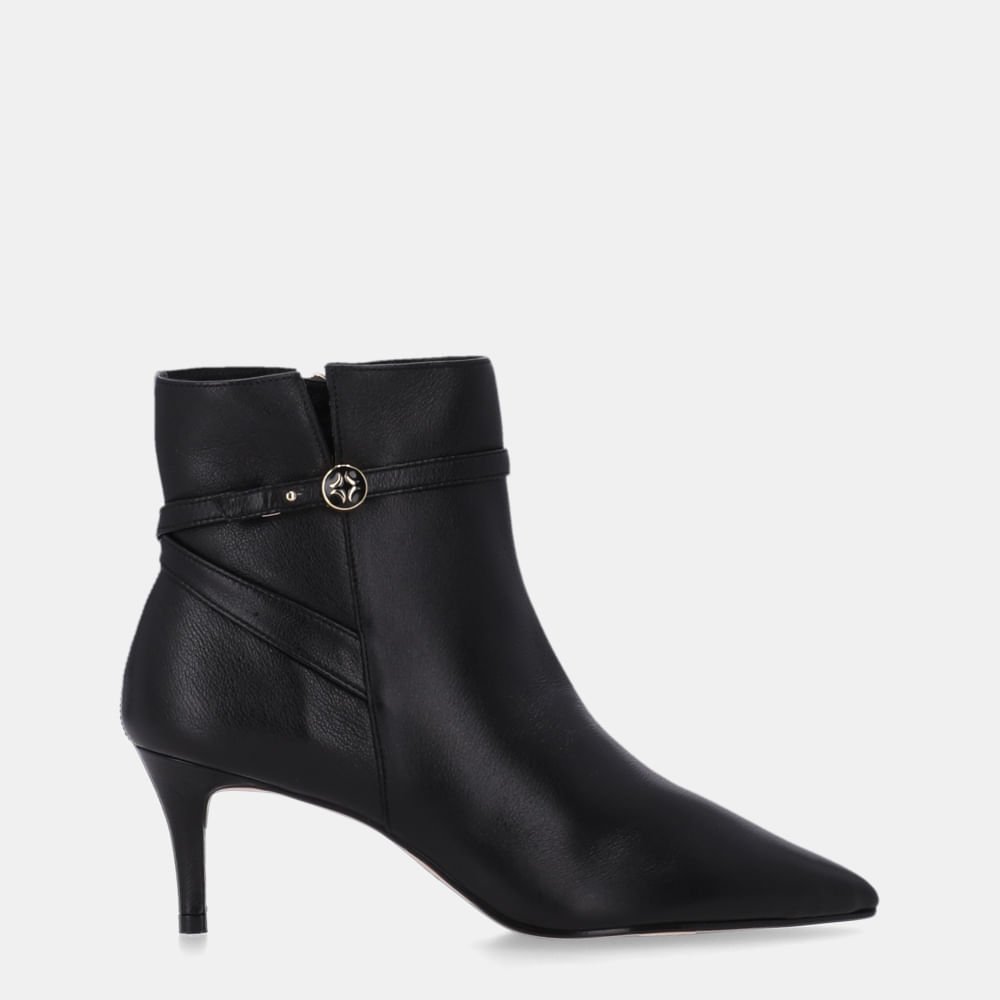 Cor Preto