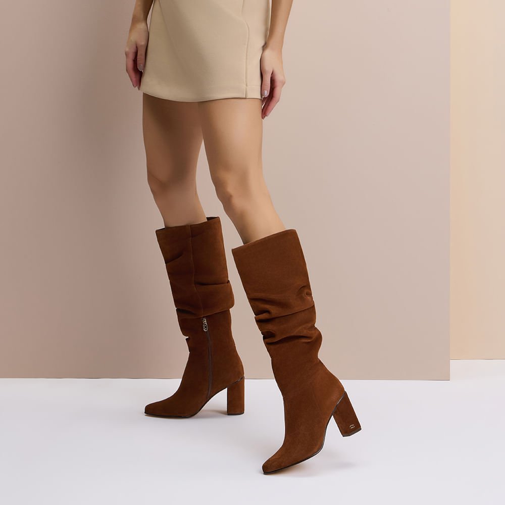 Bota Cano Longo Camurça Trufa - 56510029 Trufa 2