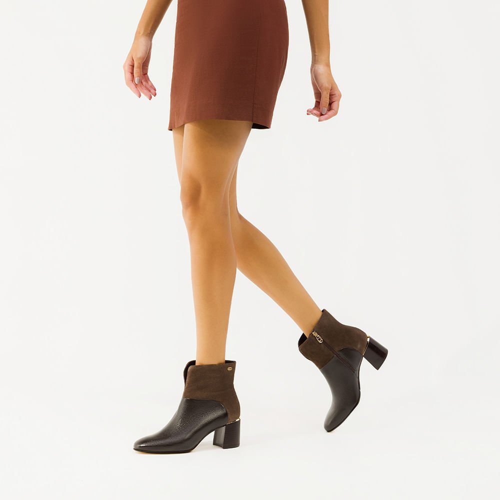 Bota Cano Curto Camurça Cacau - 80740017 Cacau 2