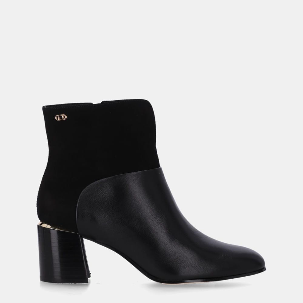 Bota Cano Curto Cervo Preto - 80740017