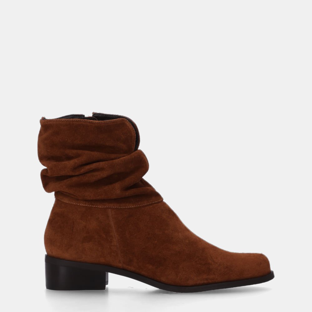 Bota Cano Curto Camurca Trufa - 52460013