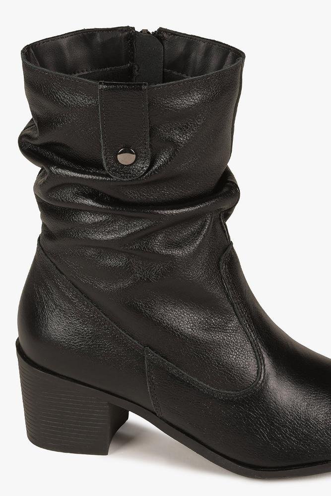 Bota Feminina Cano Médio Mundial Atilla Preto 2