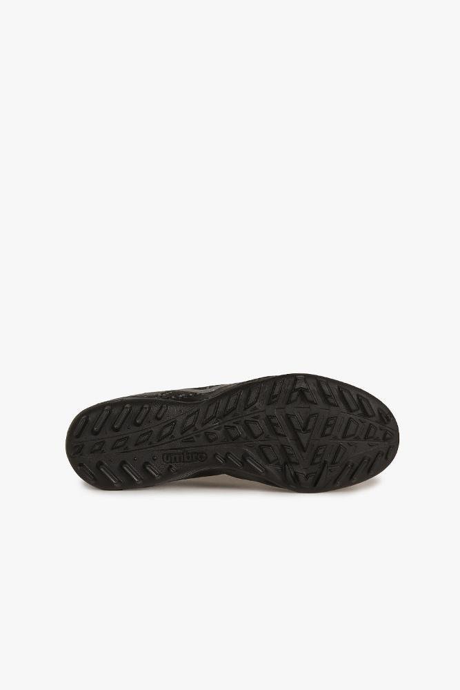 Chuteira Umbro Techno II Society Preto 5