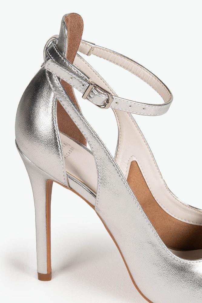 Scarpin Feminino Recorte Salto Alto Mundial Roxanne Prata 7