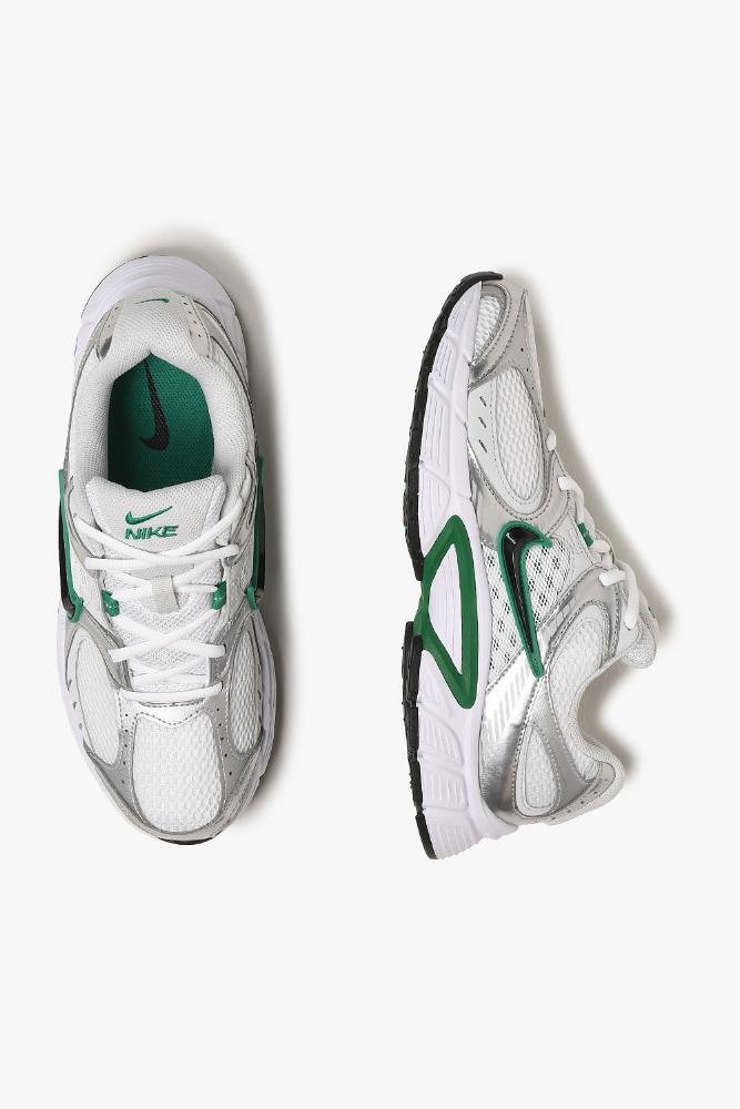 Tênis Nike V5 RNR Branco/Prata 3