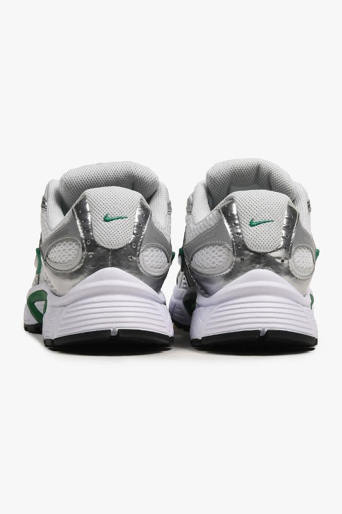 Tênis Nike V5 RNR Branco/Prata 5
