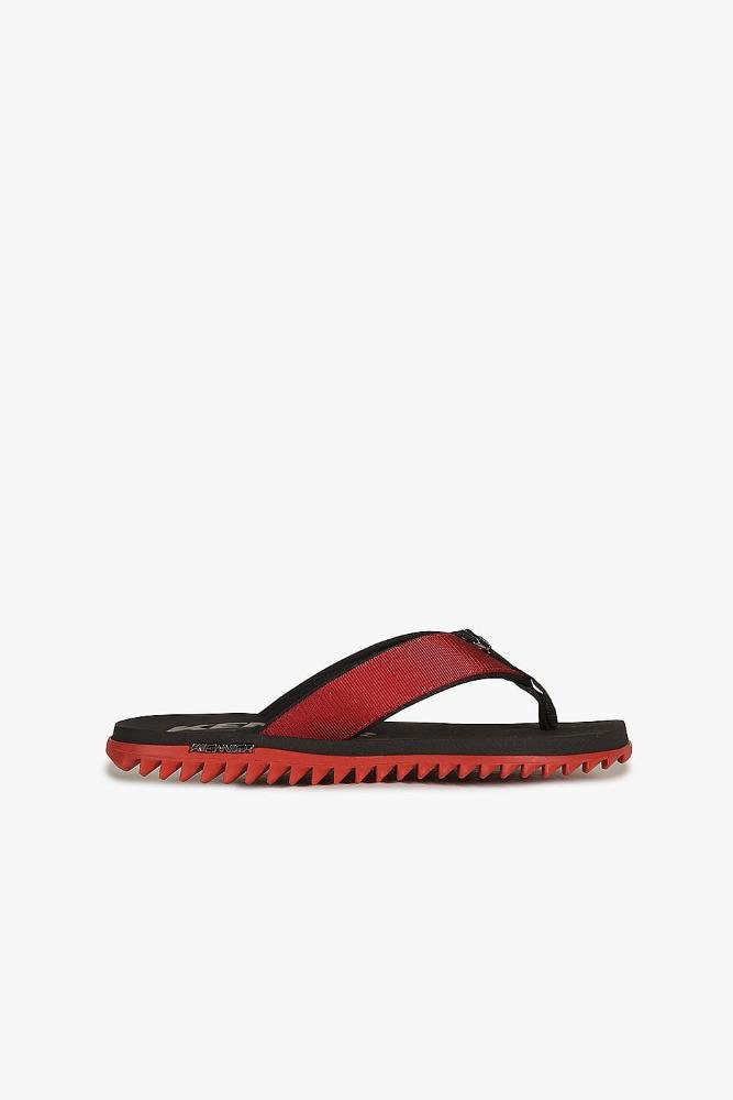 Chinelo Kenner Kivah