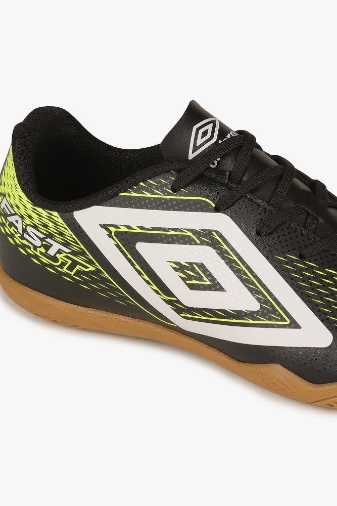 Chuteira Umbro Fast II Futsal Preto 2