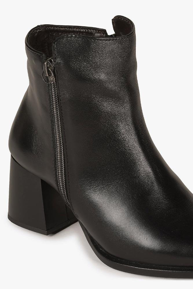Bota Feminina Cano Curto Mundial Eimear Preto 2