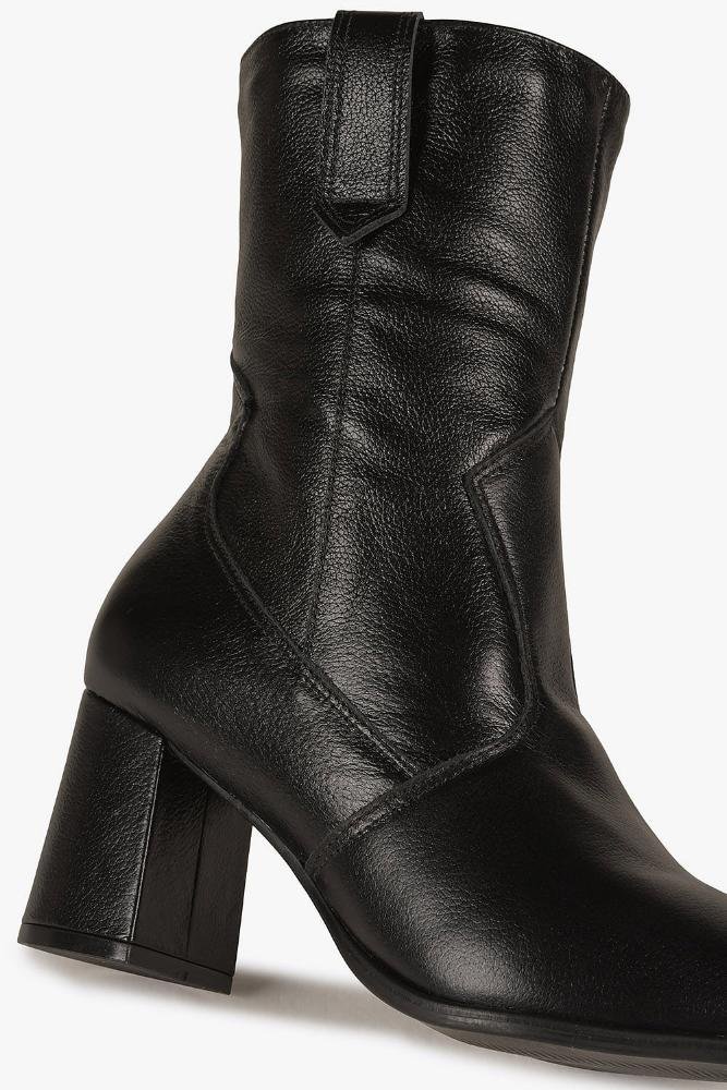 Bota Feminina Cano Médio Mundial Lydian Preto 2