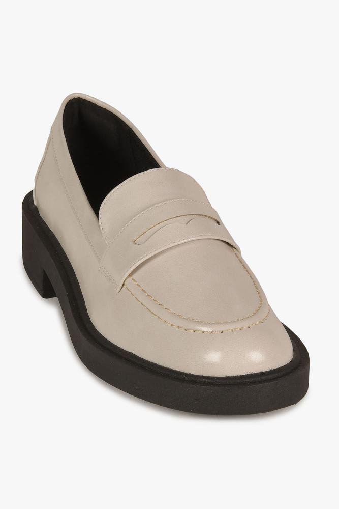 Mocassim Feminino Mundial Tayana Off White 4