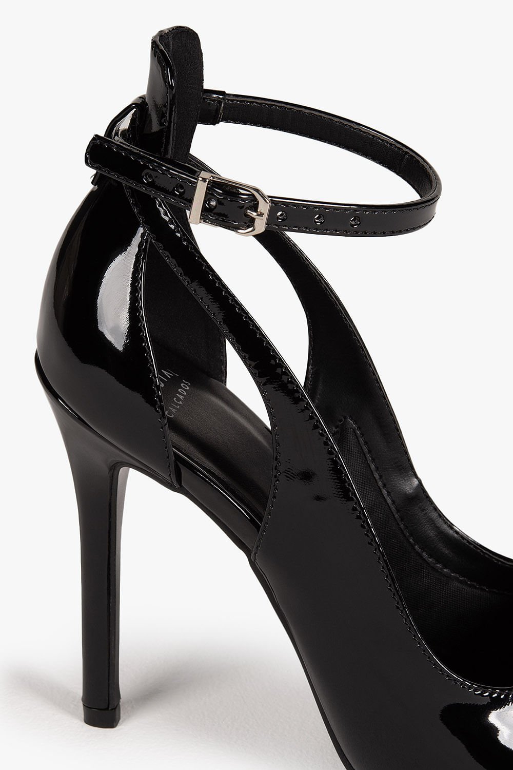 Scarpin Feminino Recorte Salto Alto Mundial Roxanne Preto 2