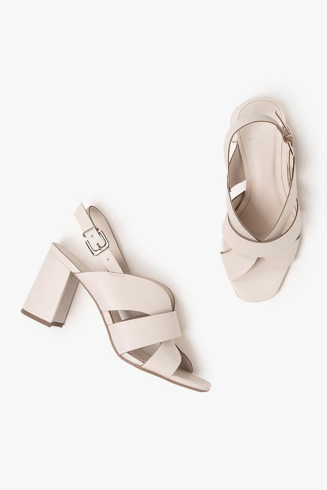 Sandália Feminina Salto Alto Mundial Asher Off White 4