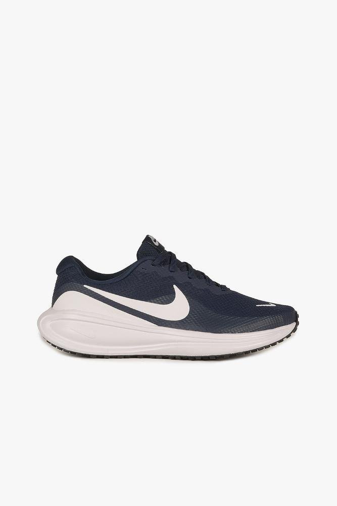 Tênis Nike Revolution 8