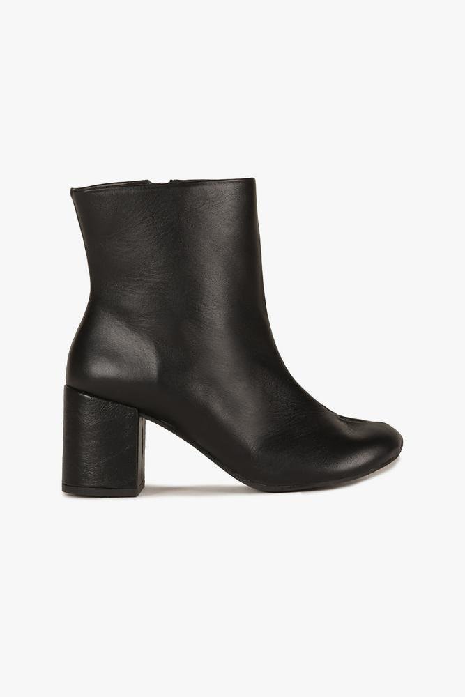 Bota Feminina Cano Médio Mundial Donatella