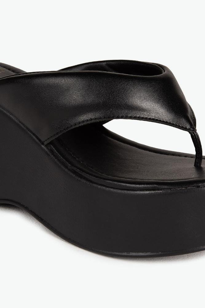 Tamanco Feminino Plataforma Mundial Synde Preto 2