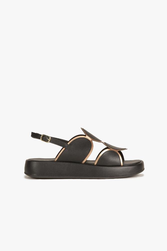 Cor Preto/Dourado