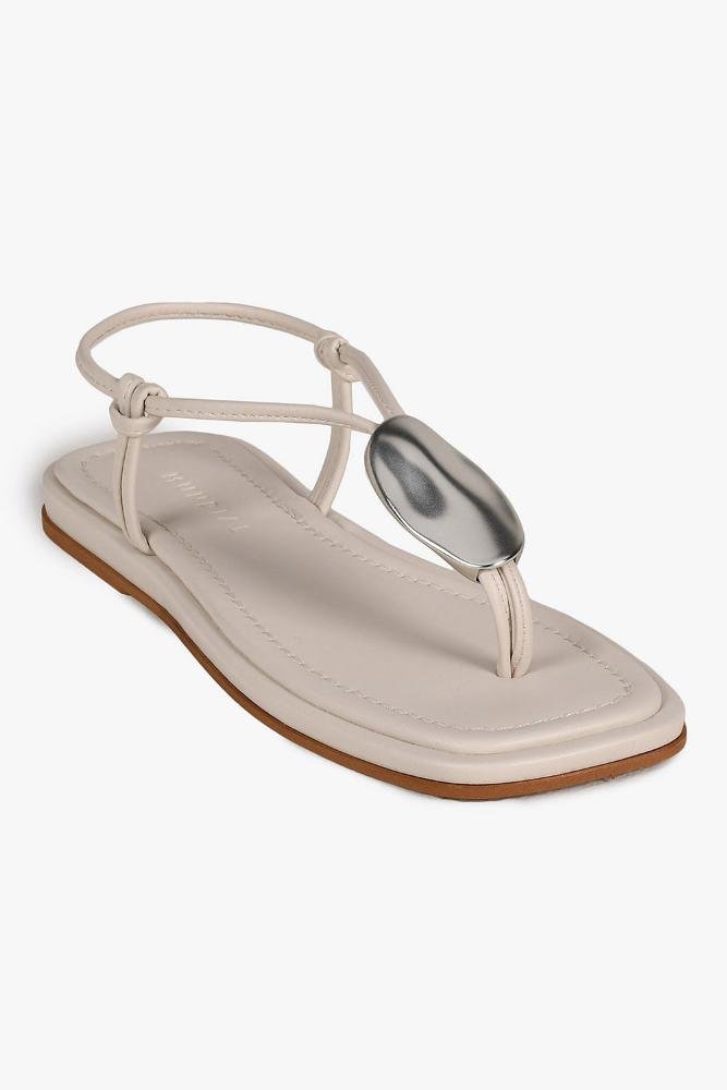 Rasteira Feminina Mundial Salyne Off White 4