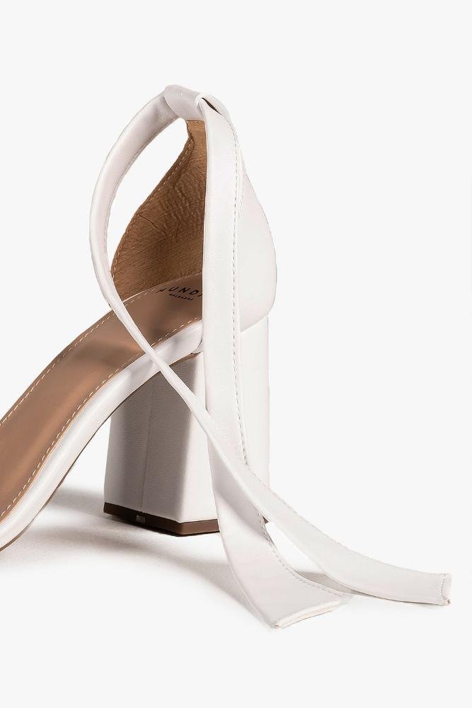 Sandália Feminina Salto Alto Mundial Analia Off White 2
