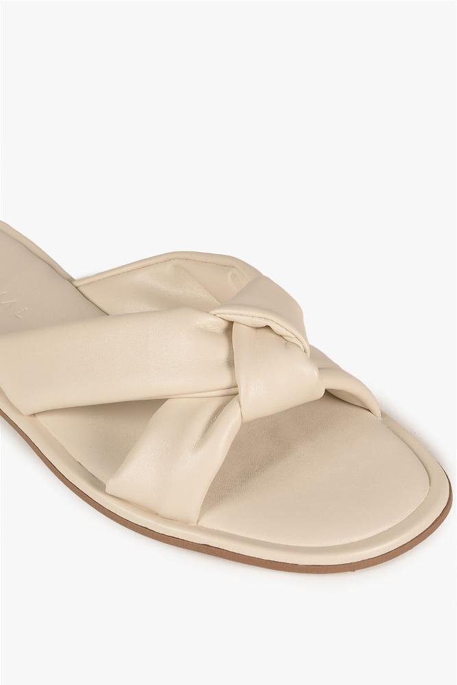 Rasteira Feminina Mundial Genyle Off White 2