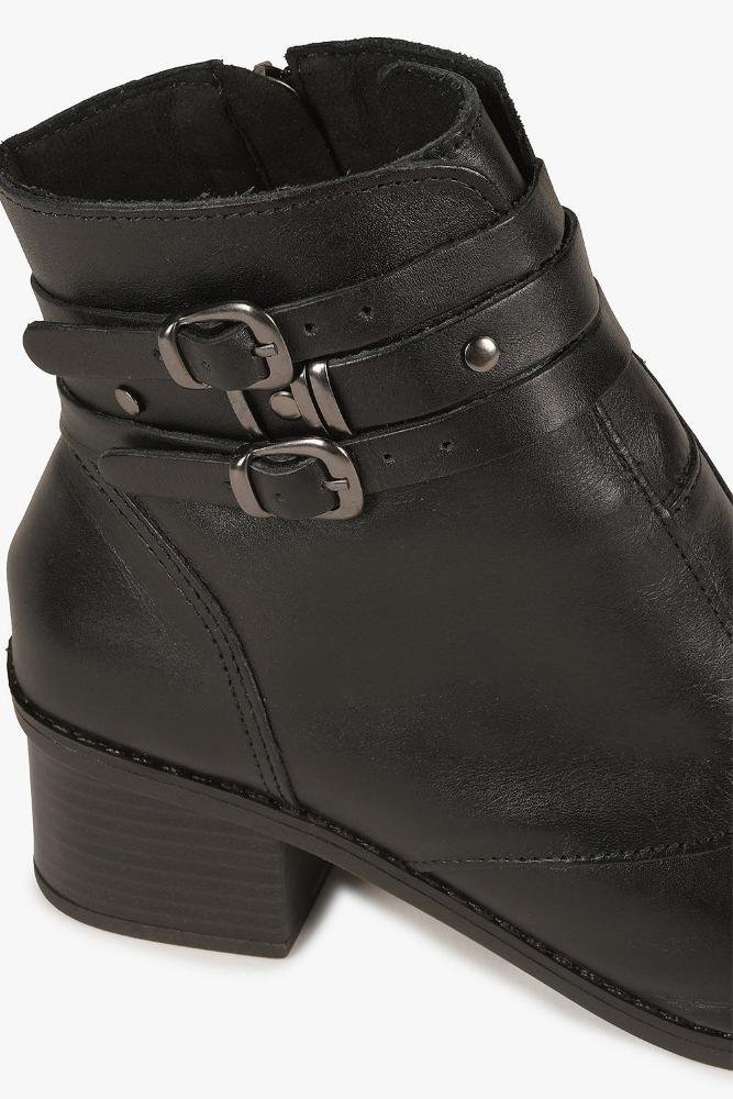 Bota Feminina Mundial Koraline Preto 2