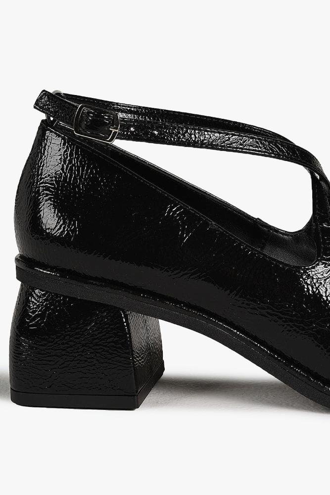 Sapato Feminino De Boneca Mundial Lilyan Preto 2
