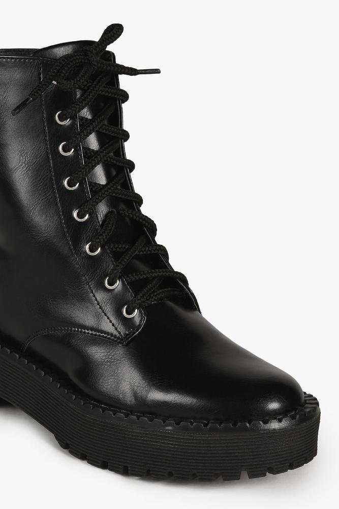 Bota Feminina Coturno Cano Curto Mundial Raissa Preto 4