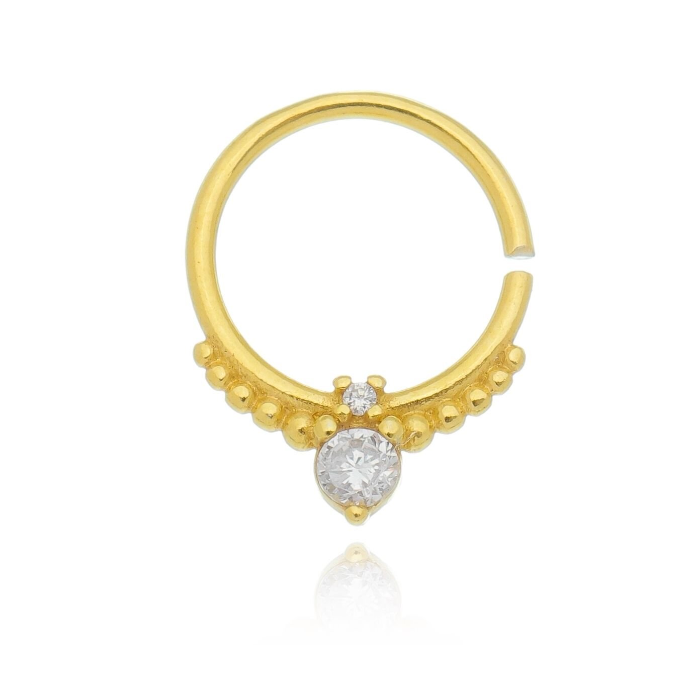 Piercing argola inspired maju c/ zircônia central - Prata 925/Banho de Ouro 18k