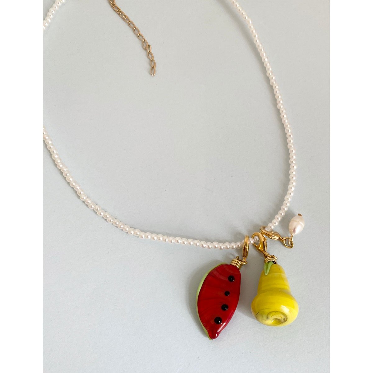 Colar com Pingente Cecília Branco 4