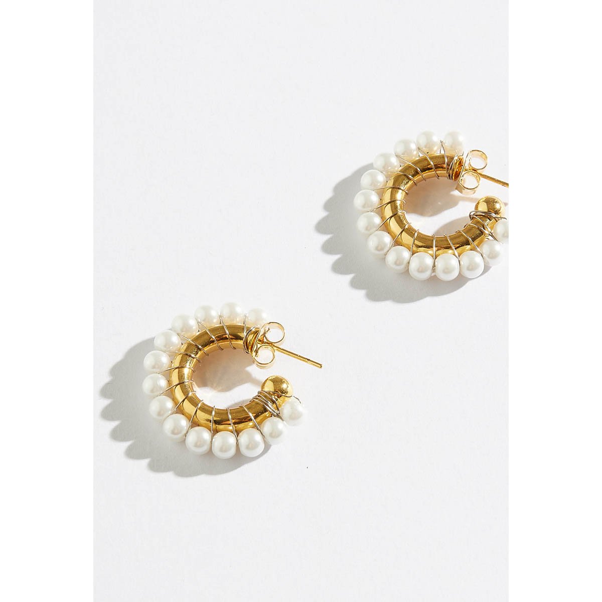 Brinco Only Pearls Argola Pérola Vidro Dourado 4
